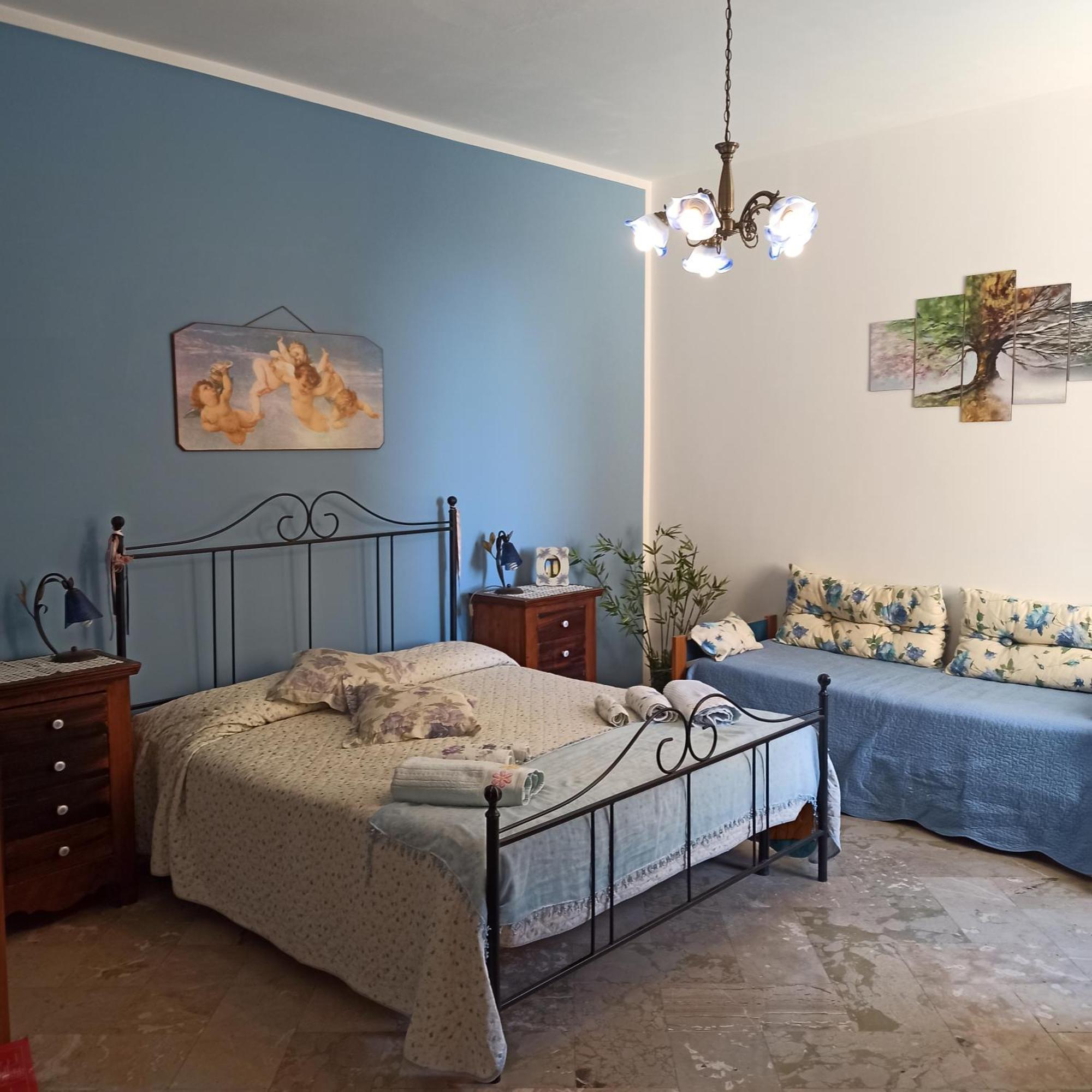 B&B Le 4 Stagioni Sul Viale, Belvedere Di Агридженто Екстериор снимка