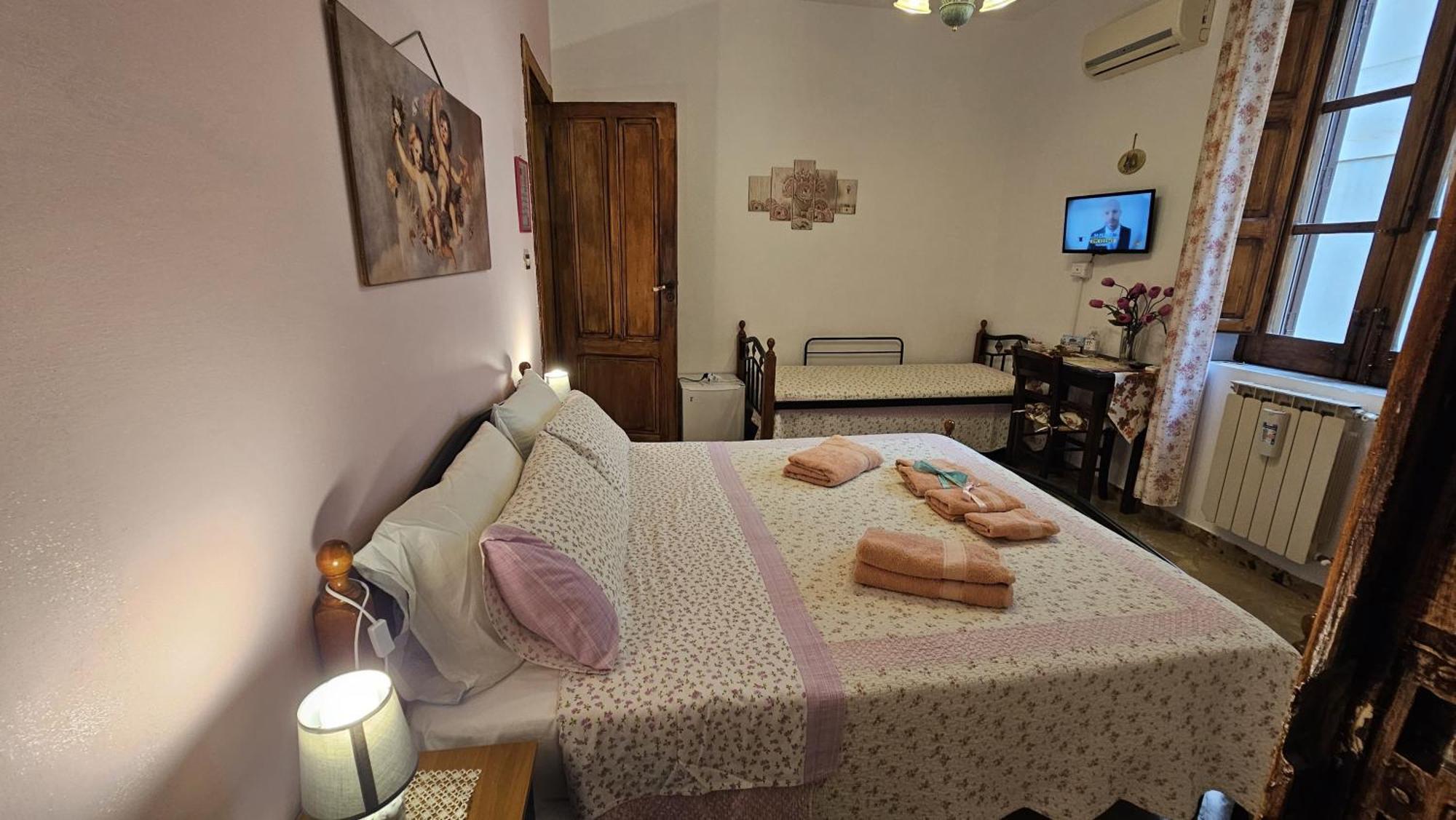 B&B Le 4 Stagioni Sul Viale, Belvedere Di Агридженто Екстериор снимка